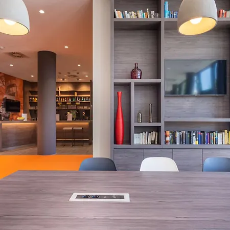 Hotel Campanile Berlin Brandenburg Airport