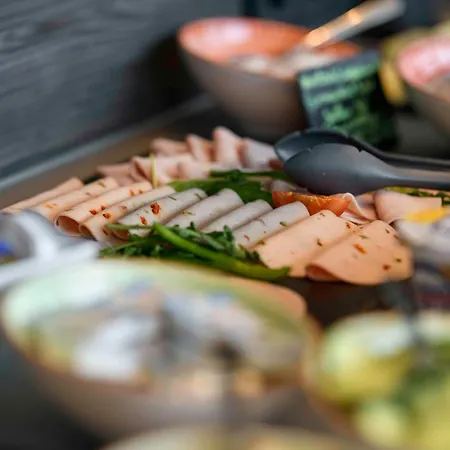 Campanile Berlin Brandenburg Airport 3*