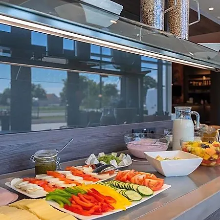 Campanile Berlin Brandenburg Airport 3*