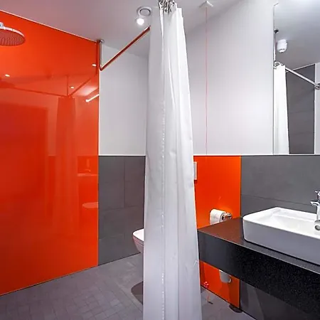 Hotel Campanile Berlin Brandenburg Airport 3*