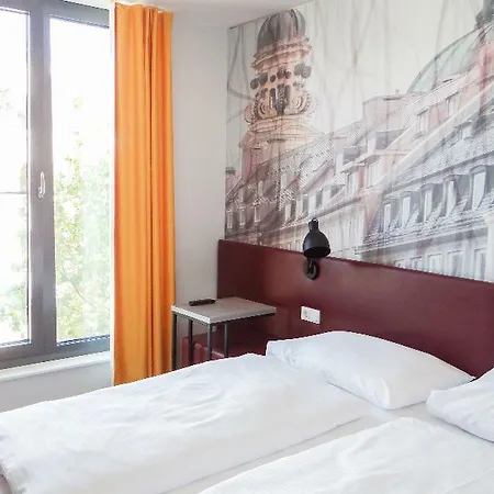 Hotel Campanile Berlin Brandenburg Airport