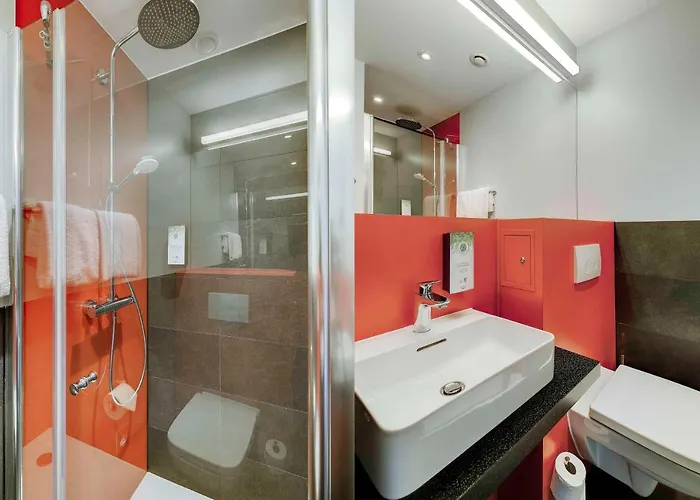 Hotel Campanile Berlin Brandenburg Airport 3*